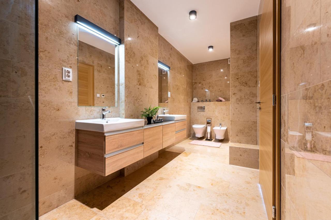 Rose Lux Residence ブダペスト エクステリア 写真